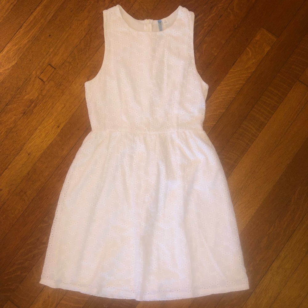 Women’s white eyelet dress